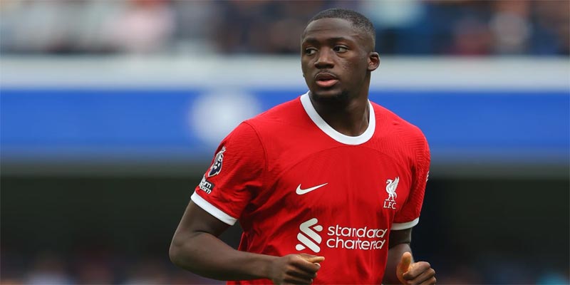 Ibrahima Konate "Tượng đài phòng ngự mới" của Liverpool và Premier League