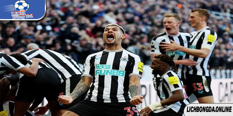 Tổng kết Premier League: Newcastle chiến thắng Manchester United 2-0; Ipswich gây thất vọng cho Chelsea